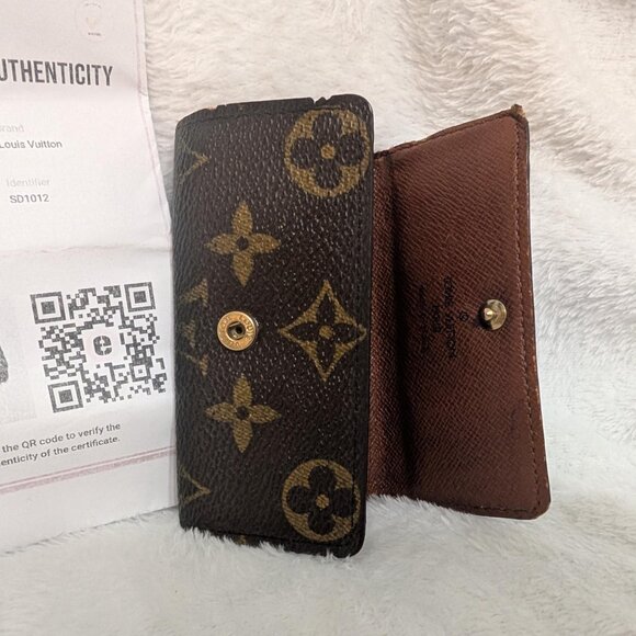 Authentic Louis Vuitton Monogram Key Wallet - Picture 4 of 13